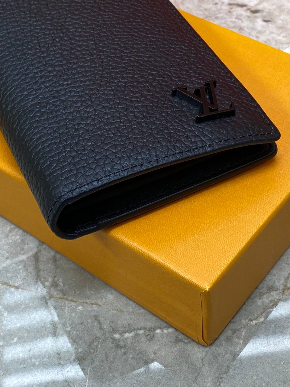 Кошелёк Louis Vuitton — фото 6