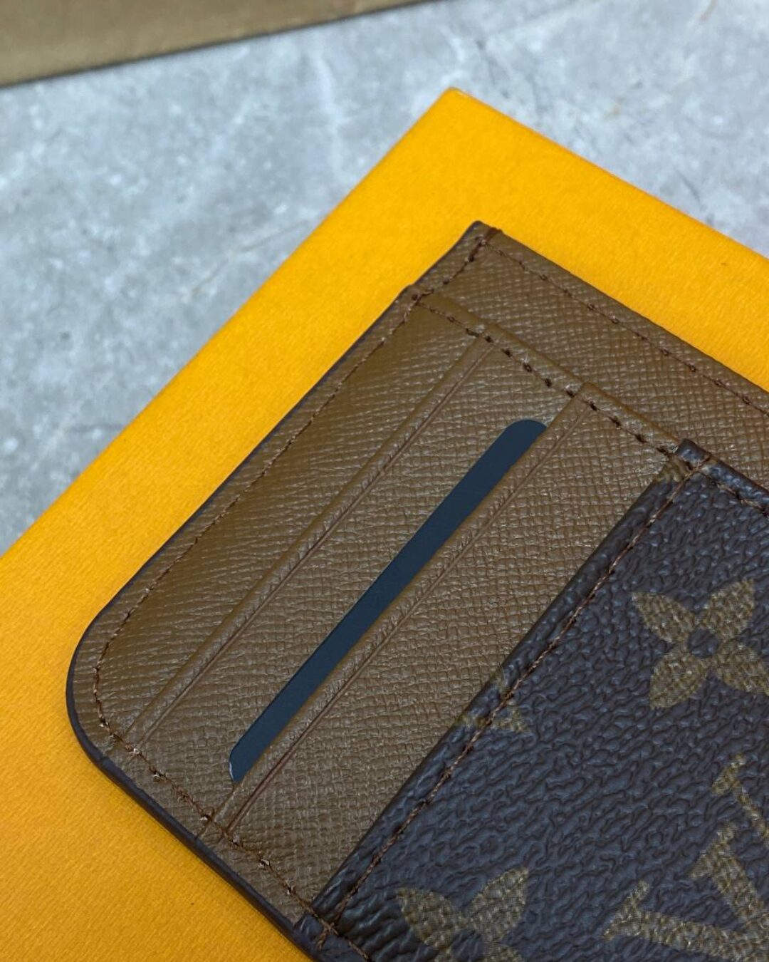Картхолдер Louis Vuitton — изображение 5