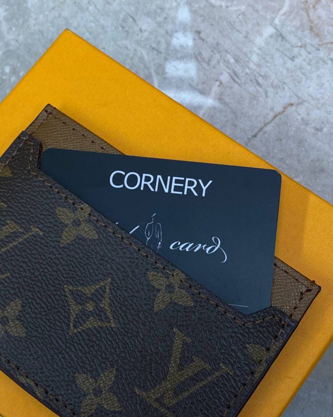 Картхолдер Louis Vuitton — изображение 7