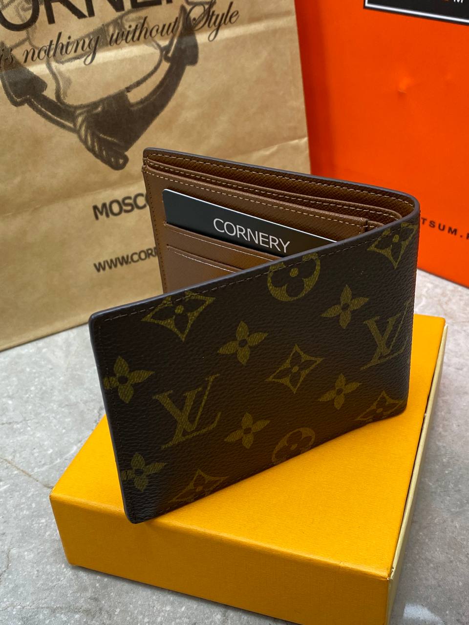 Кошелёк Louis Vuitton — фото 2