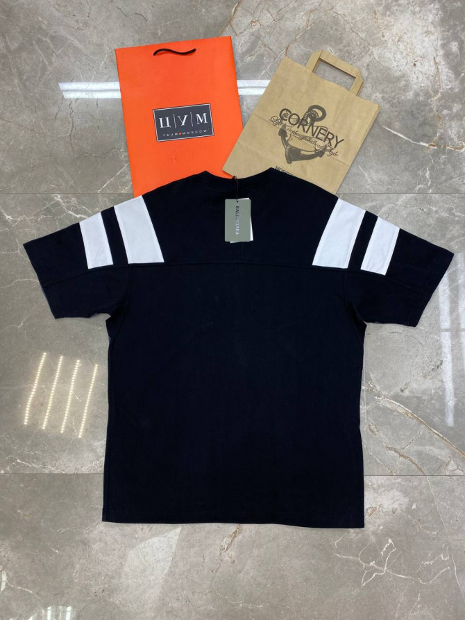 Футболка Balenciaga — изображение 6