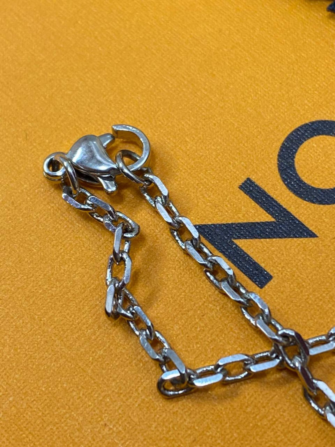 Свисток Louis Vuitton — изображение 7