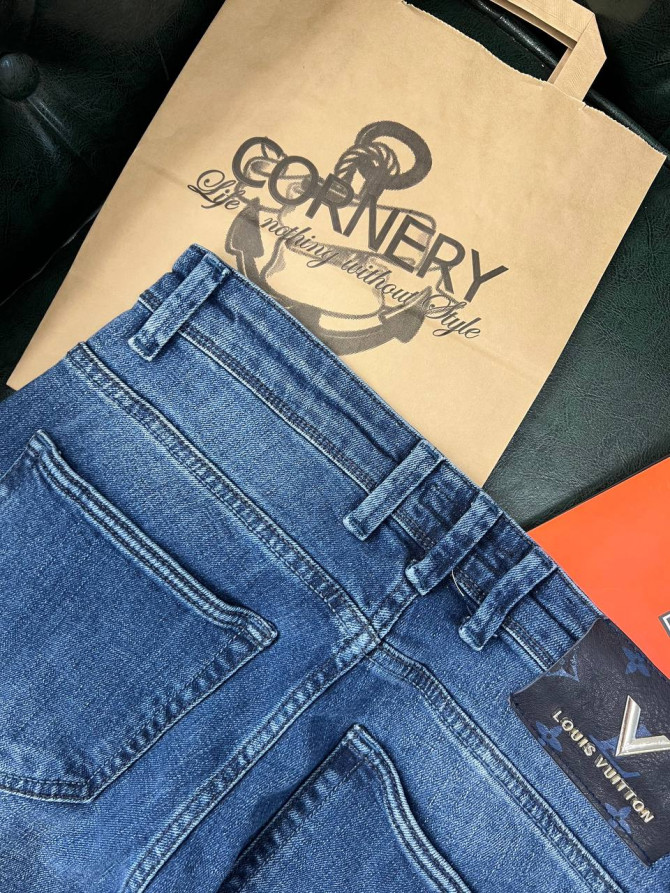 Джинсы Louis Vuitton — изображение 4