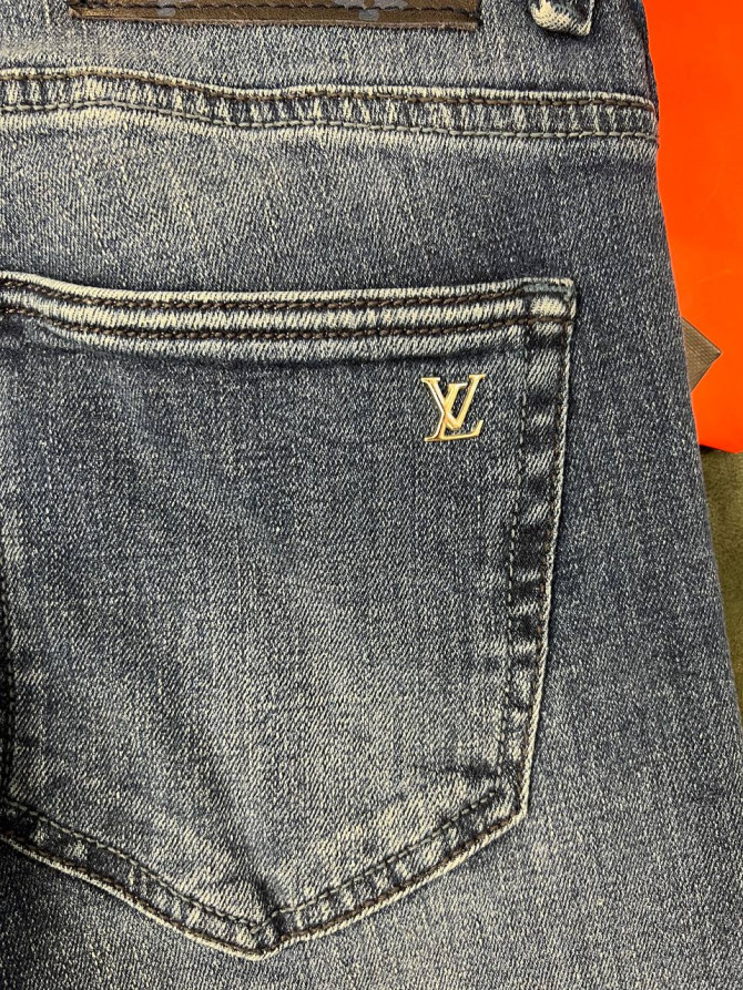 Джинсы Louis Vuitton — изображение 6