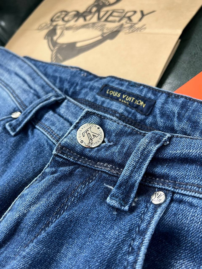 Джинсы Louis Vuitton — изображение 7