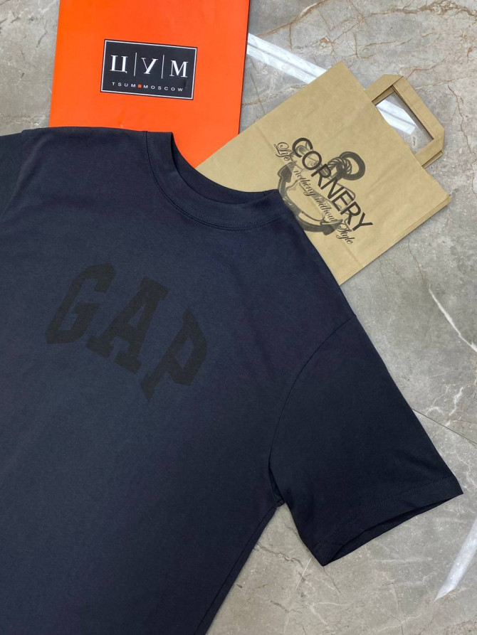 Футболка Gap x Yeezy — изображение 3