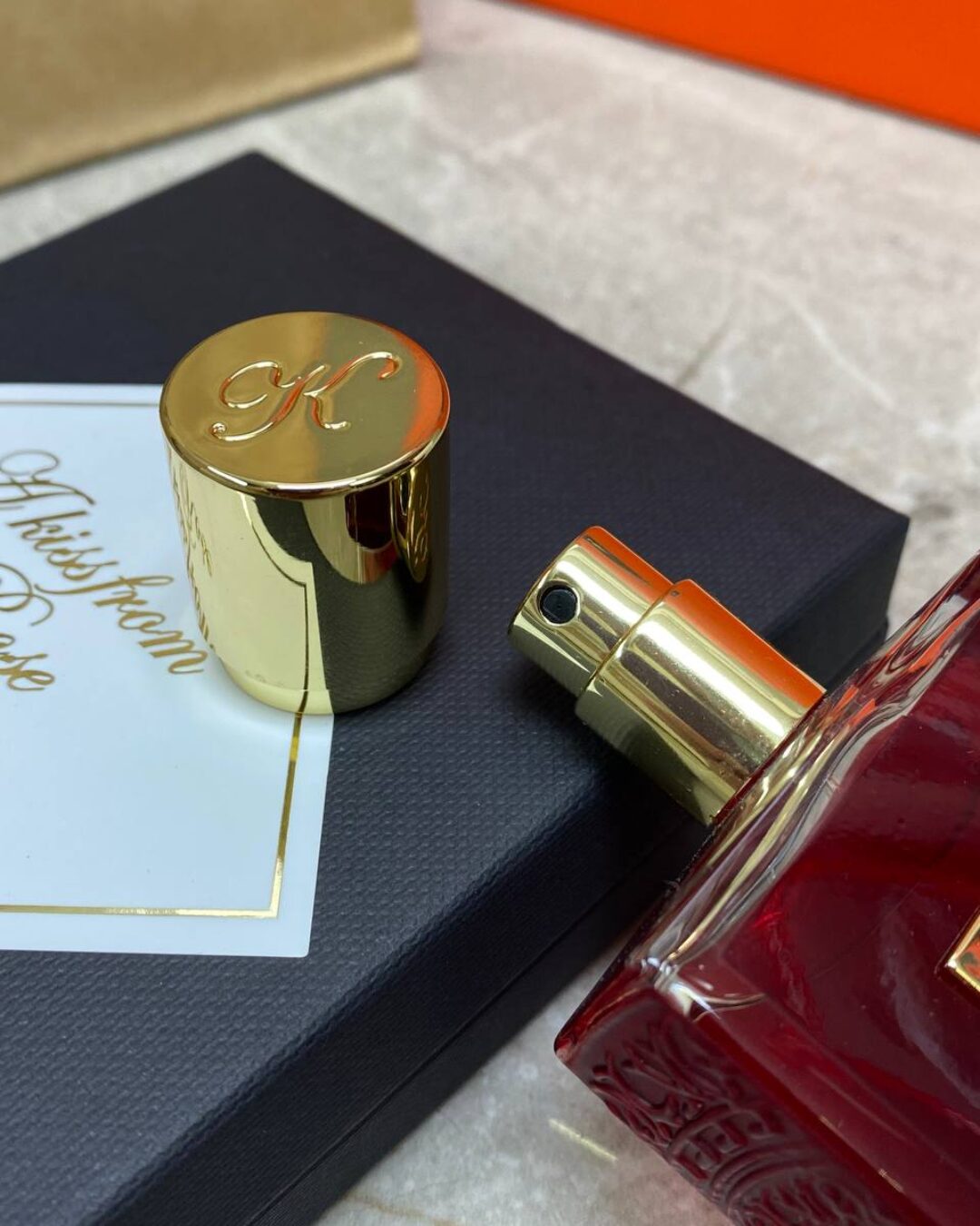 Парфюм Kilian A Kiss Frome a Rose — изображение 5