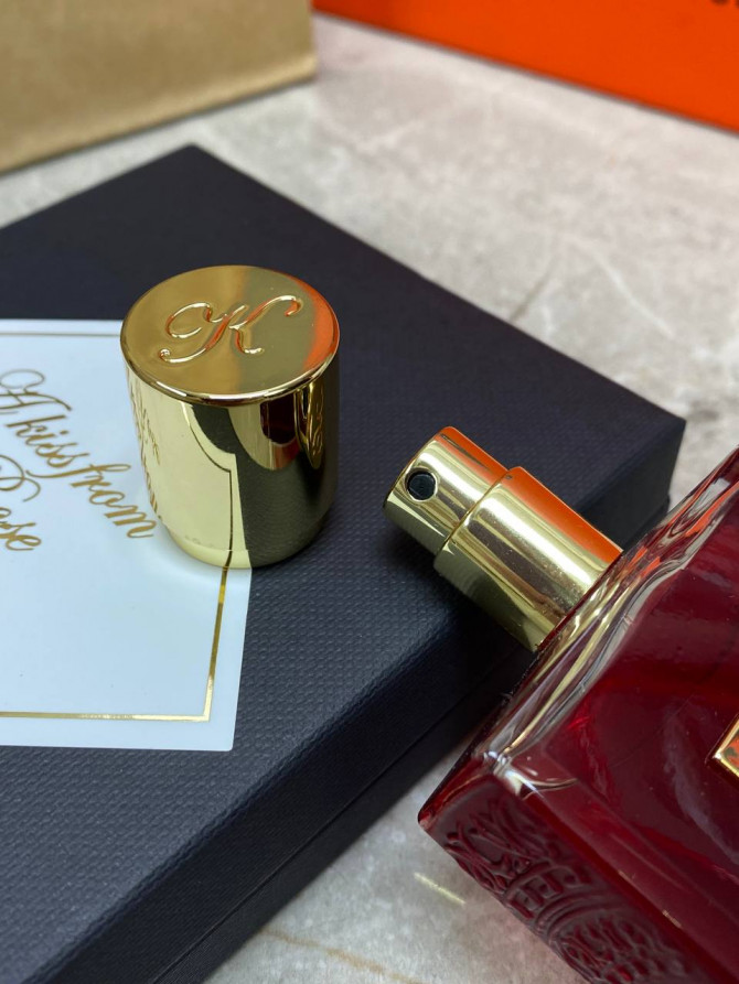 Парфюм Kilian A Kiss Frome a Rose — изображение 5