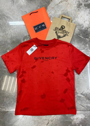 Футболка Givenchy