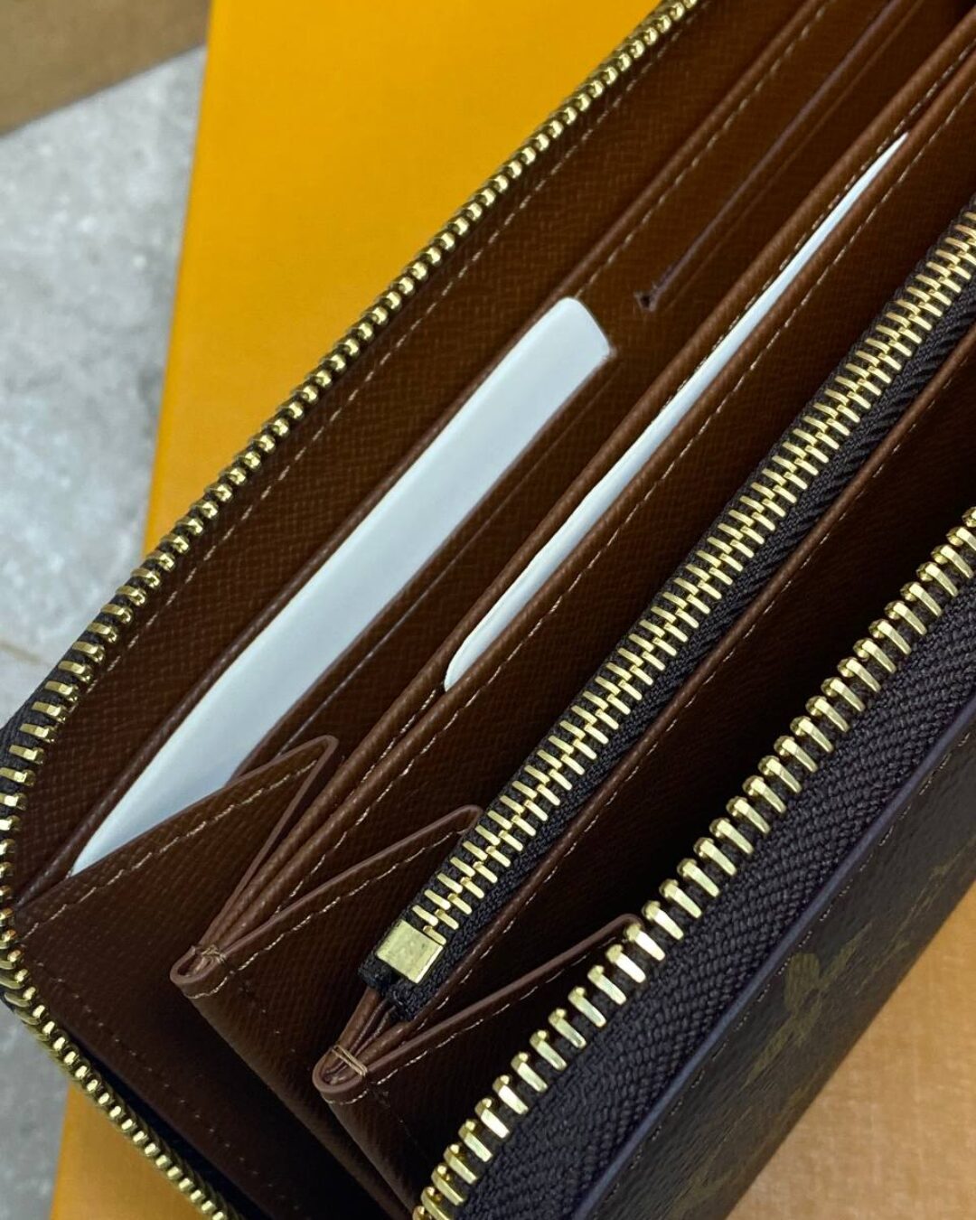 Портмоне Louis Vuitton — изображение 9