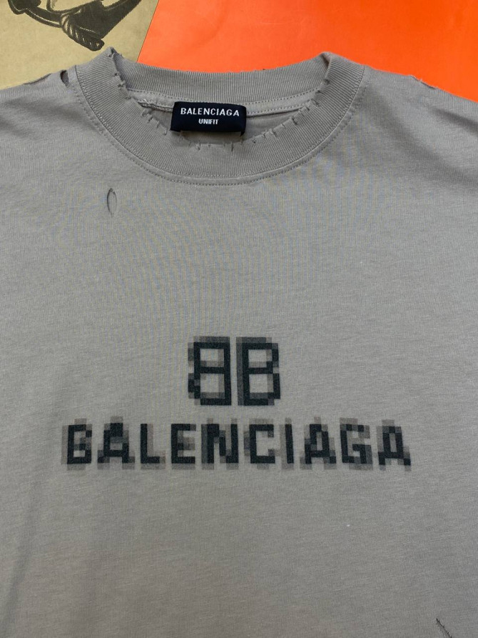 Футболка Balenciaga — изображение 2