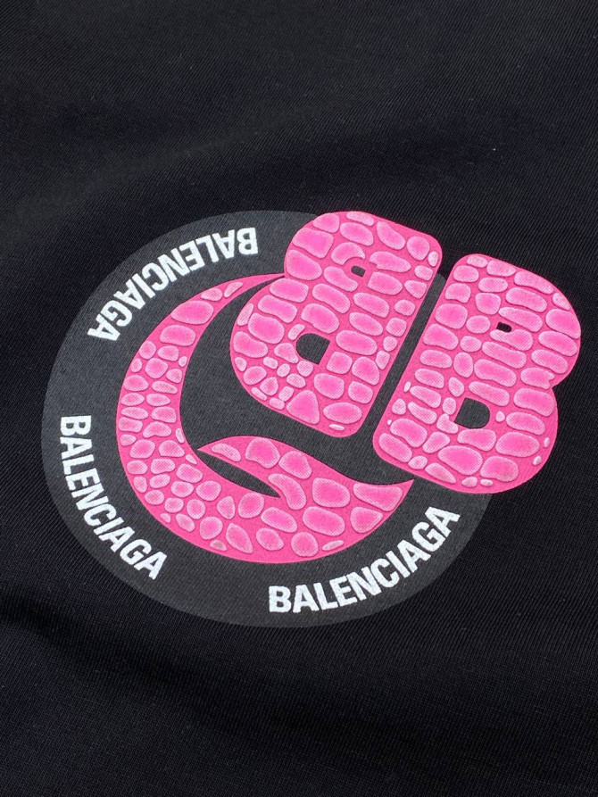 Футболка Balenciaga — изображение 3