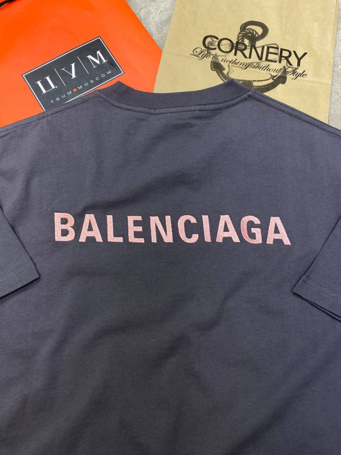 Футболка Balenciaga — изображение 6