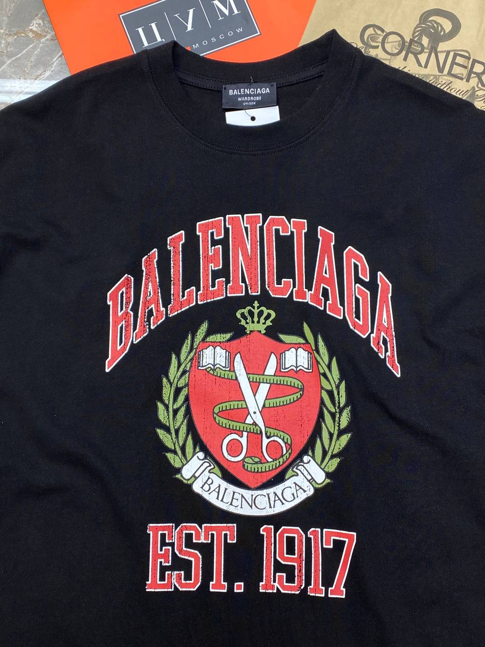Футболка Balenciaga — фото 2
