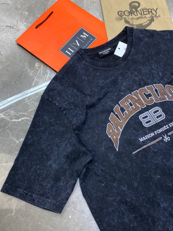 Футболка Balenciaga — изображение 2