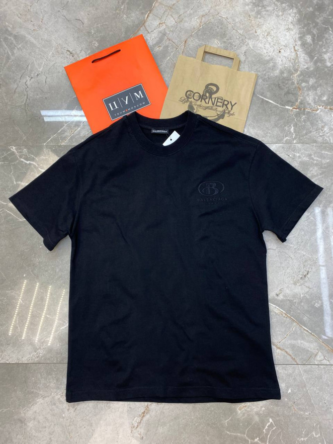 Футболка Balenciaga