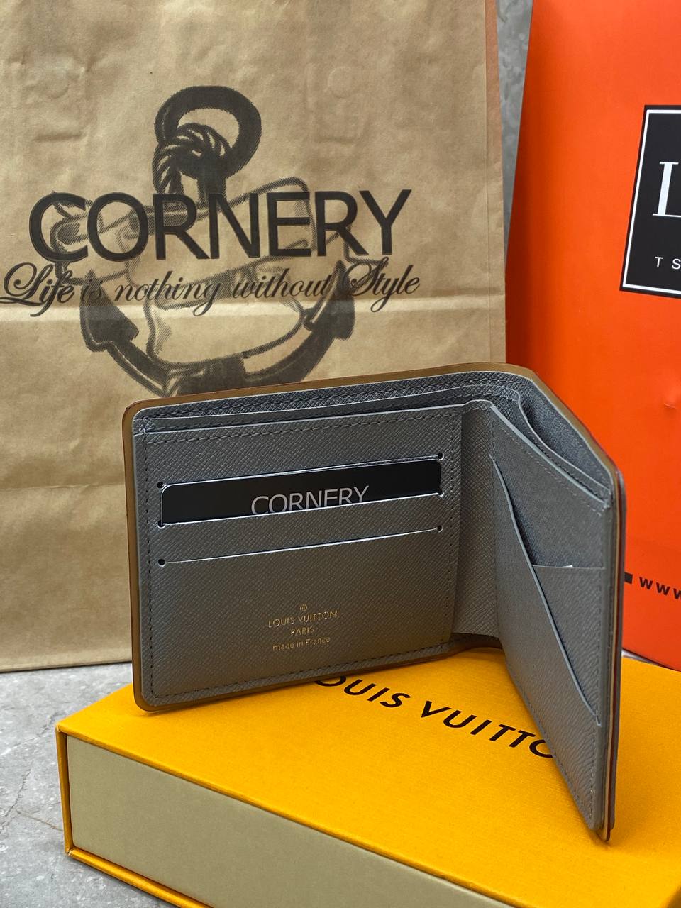 Кошелёк Louis Vuitton — фото 3