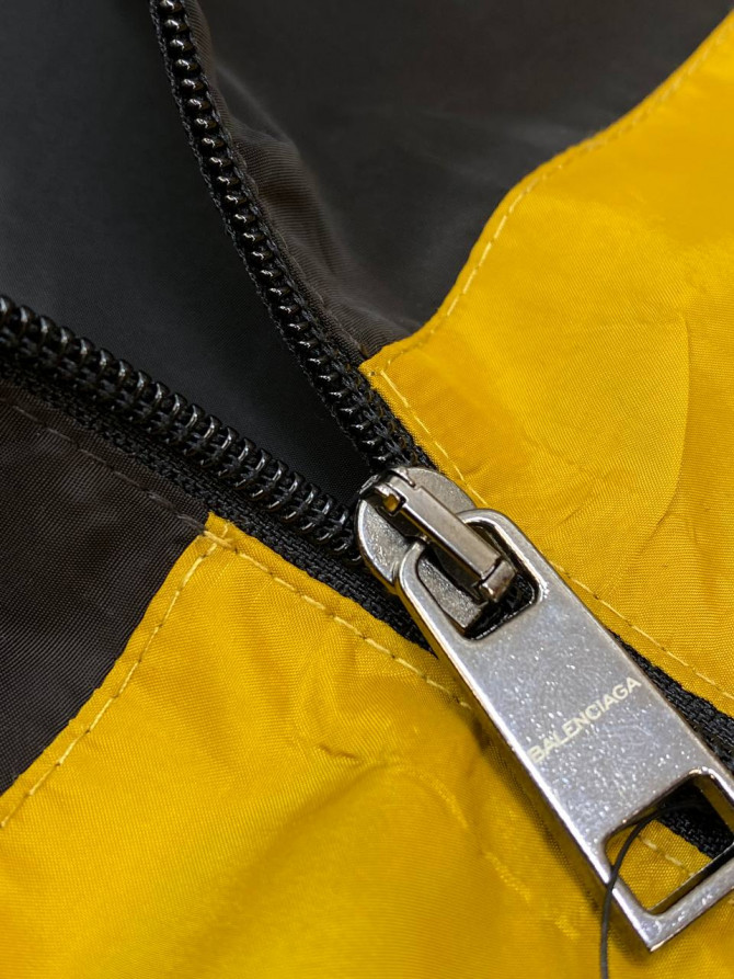Ветровка Balenciaga — изображение 5