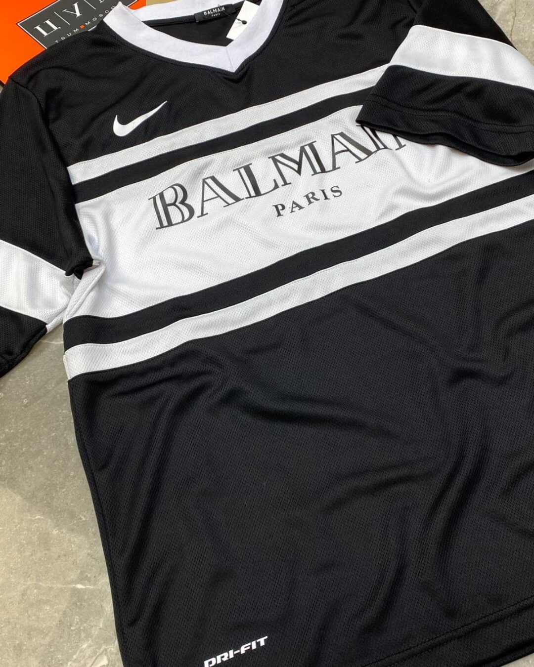 Футболка Balmain x Nike — изображение 6
