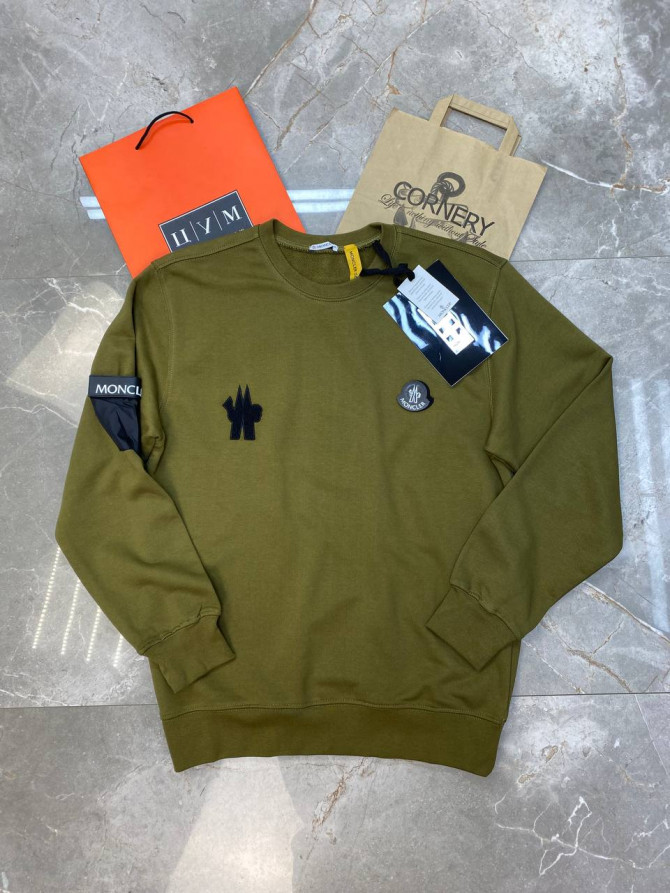Кофта Moncler