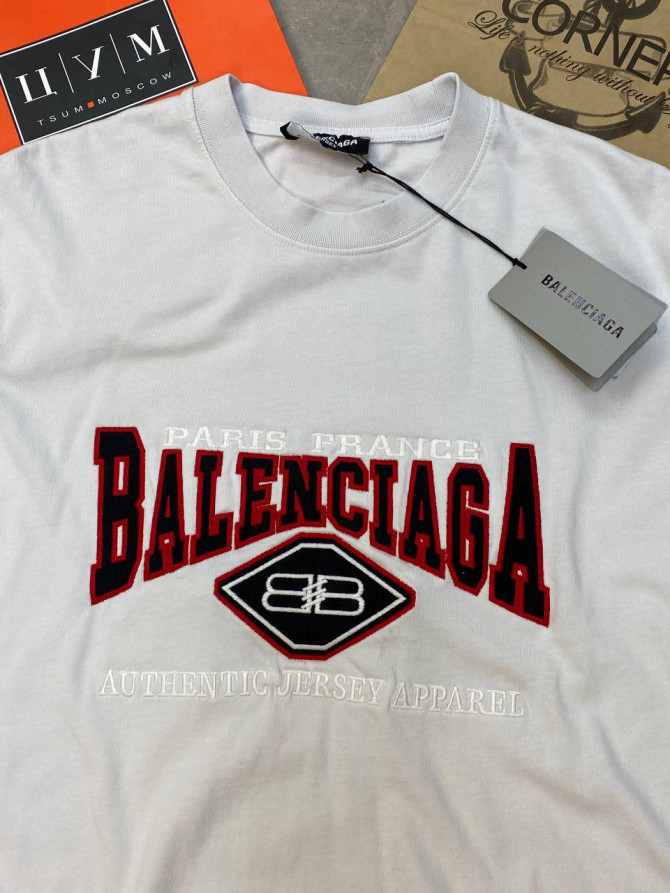 Футболка Balenciaga — изображение 2