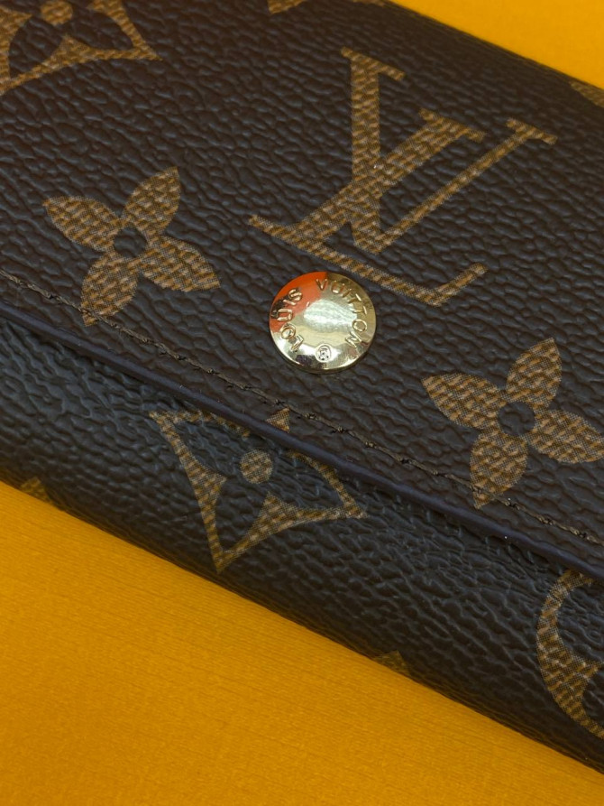 Ключница Louis Vuitton — изображение 4