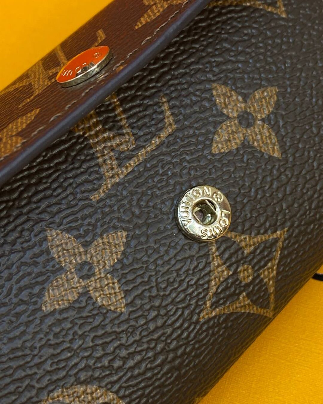 Ключница Louis Vuitton — изображение 5
