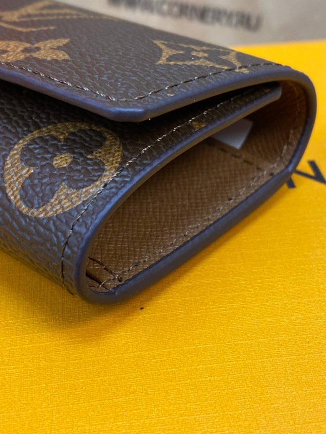 Ключница Louis Vuitton — изображение 8