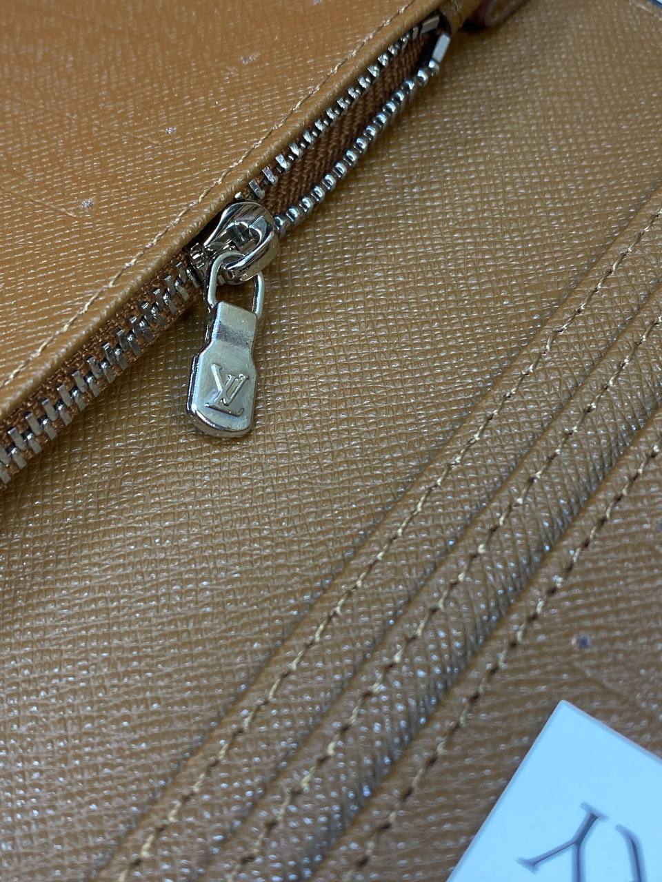 Кошелёк Louis Vuitton — фото 7
