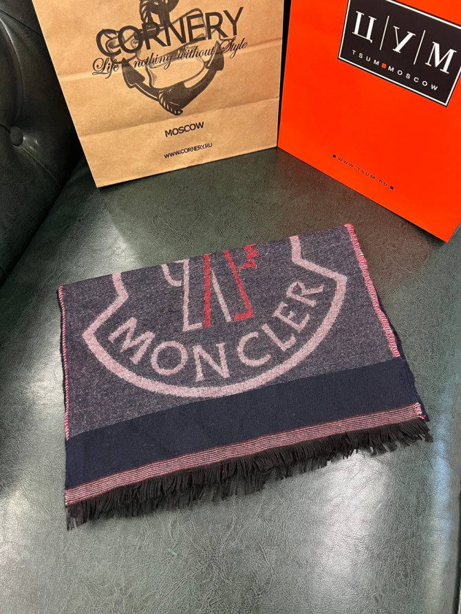 Шарф Moncler