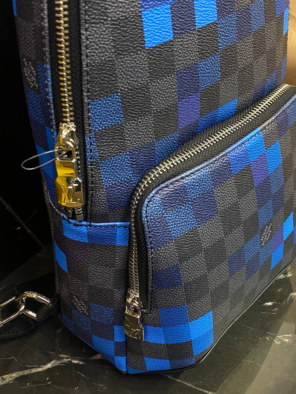 Сумка Louis Vuitton Avenue — фото 3