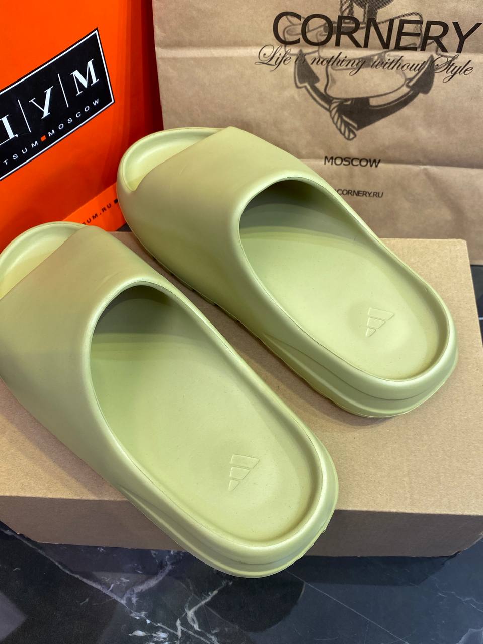 Yeezy Slide “Resin” (дисконт) — фото 3