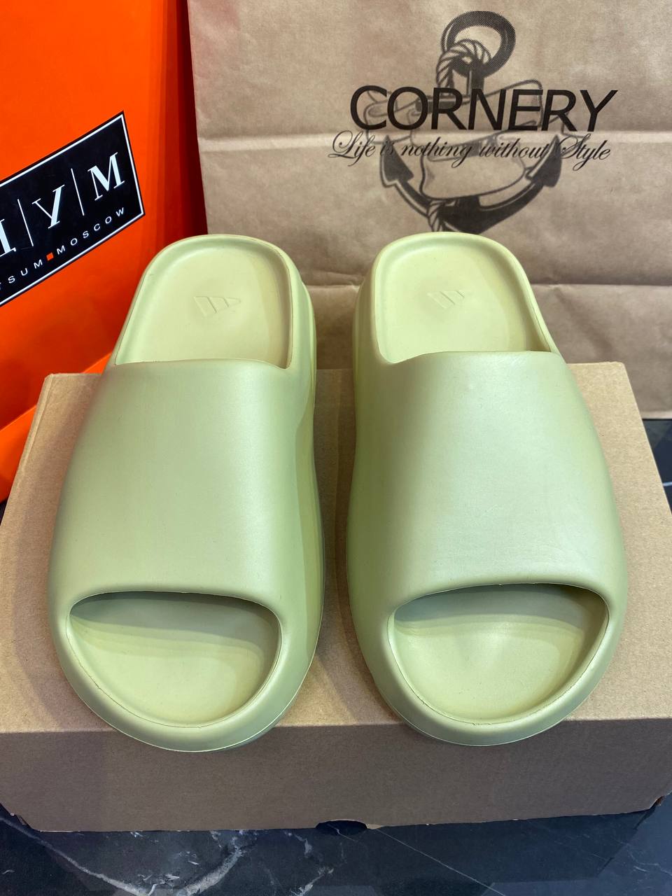 Yeezy Slide “Resin” (дисконт) — фото 6