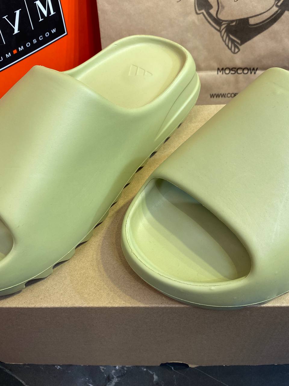 Yeezy Slide “Resin” (дисконт) — фото 8