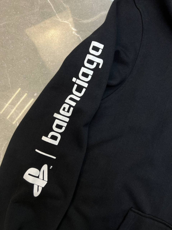 Худи Balenciaga — изображение 5
