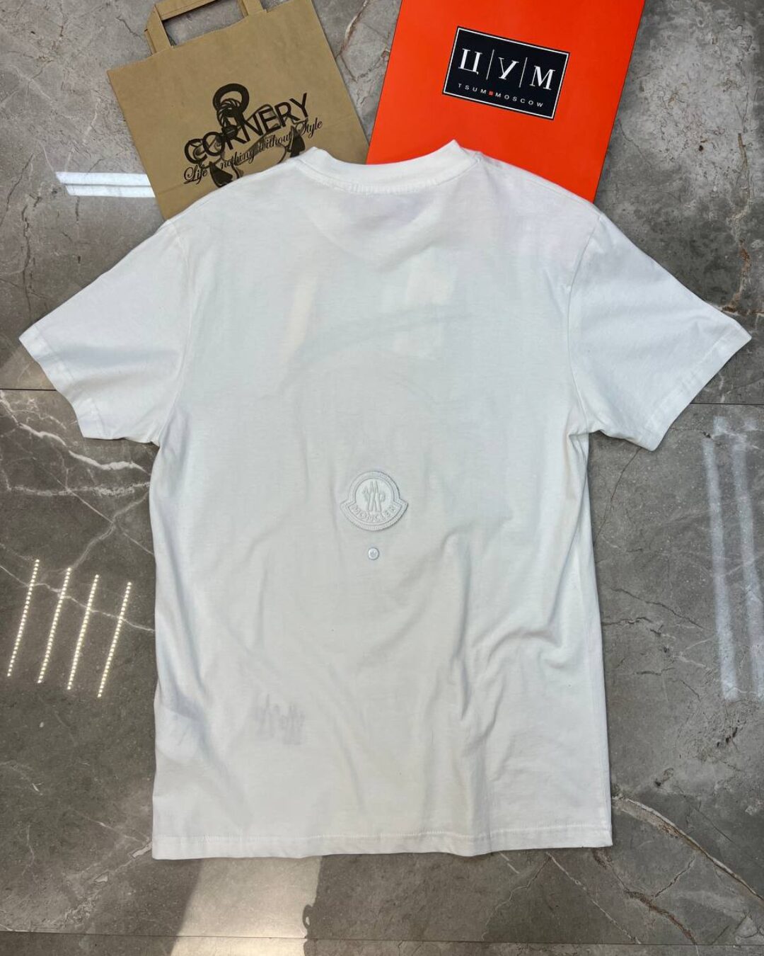 Футболка Moncler — изображение 2