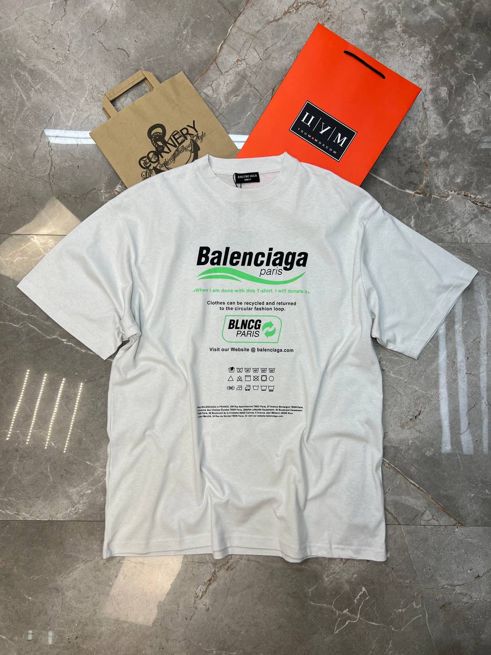 Футболка Balenciaga — фото 1
