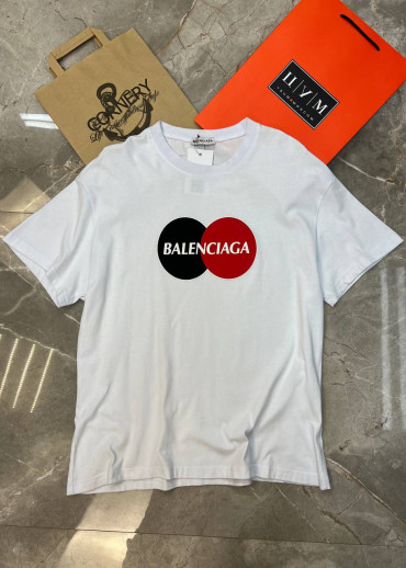 Футболка Balenciaga