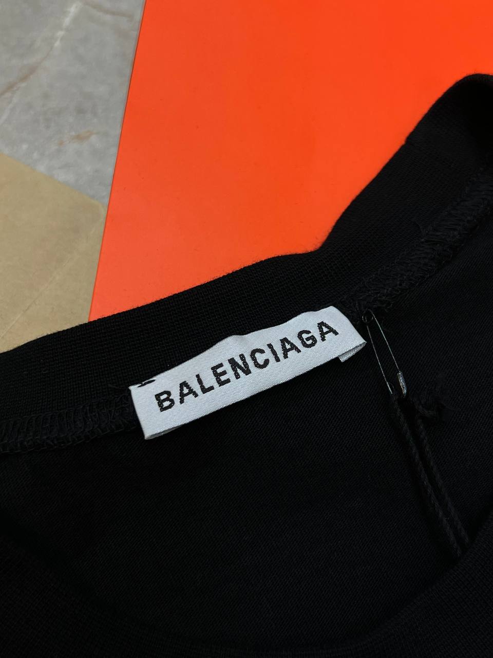 Футболка Balenciaga — фото 8