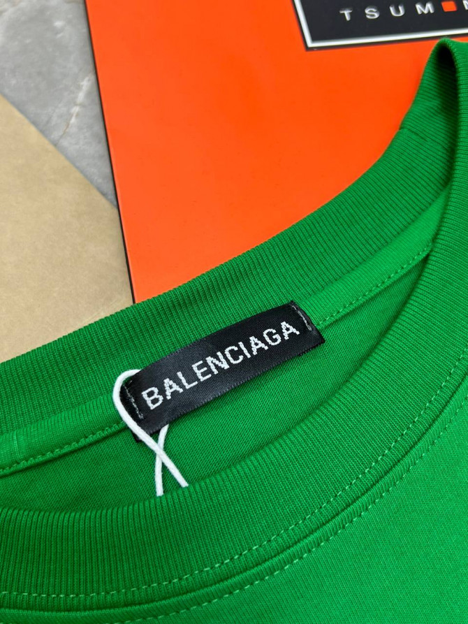 Футболка Balenciaga — изображение 9