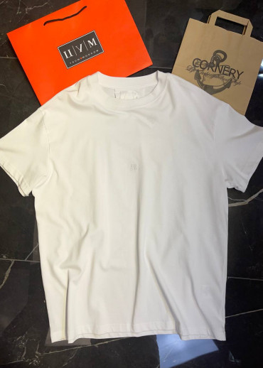 Футболка Givenchy