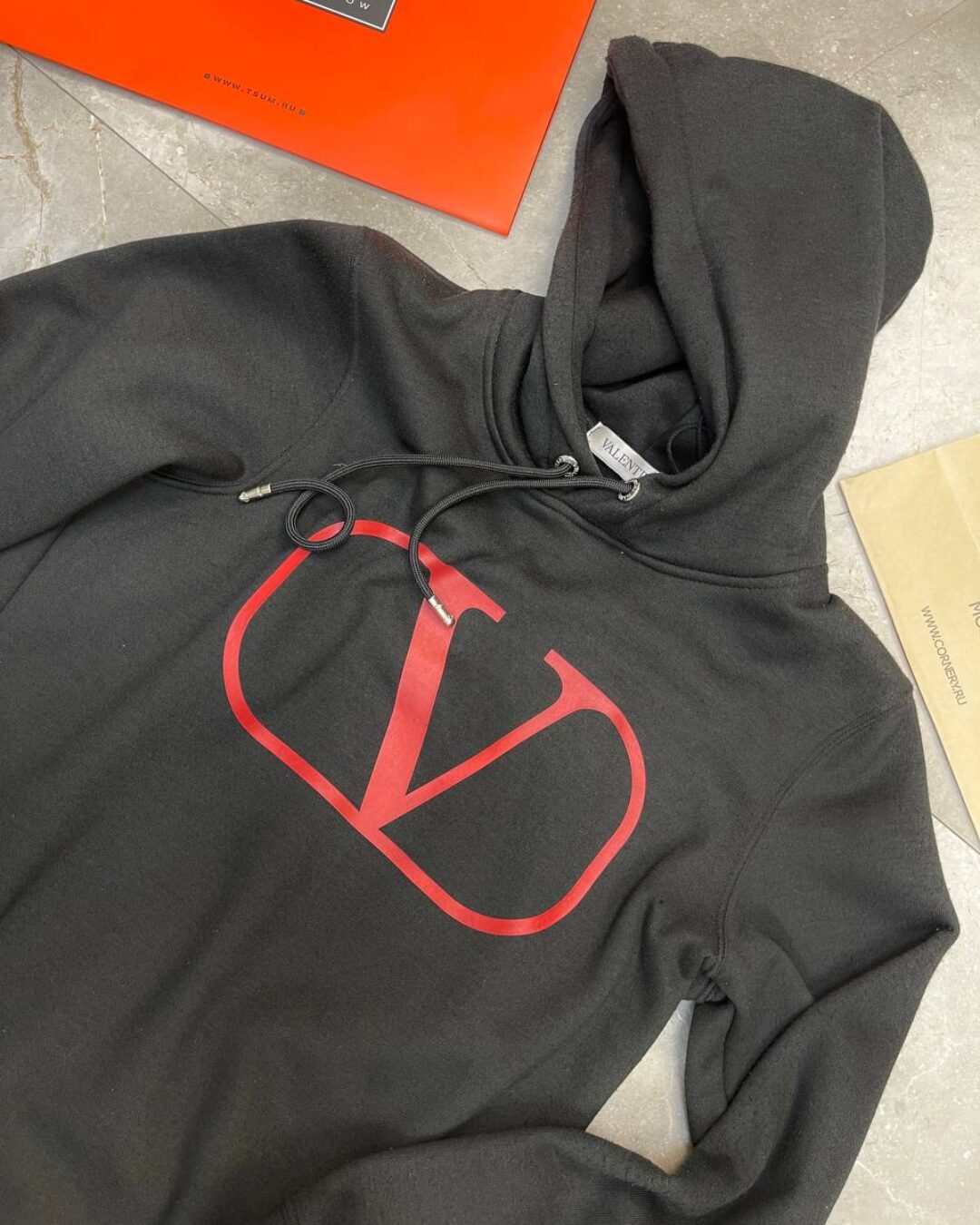 Худи Valentino — изображение 7