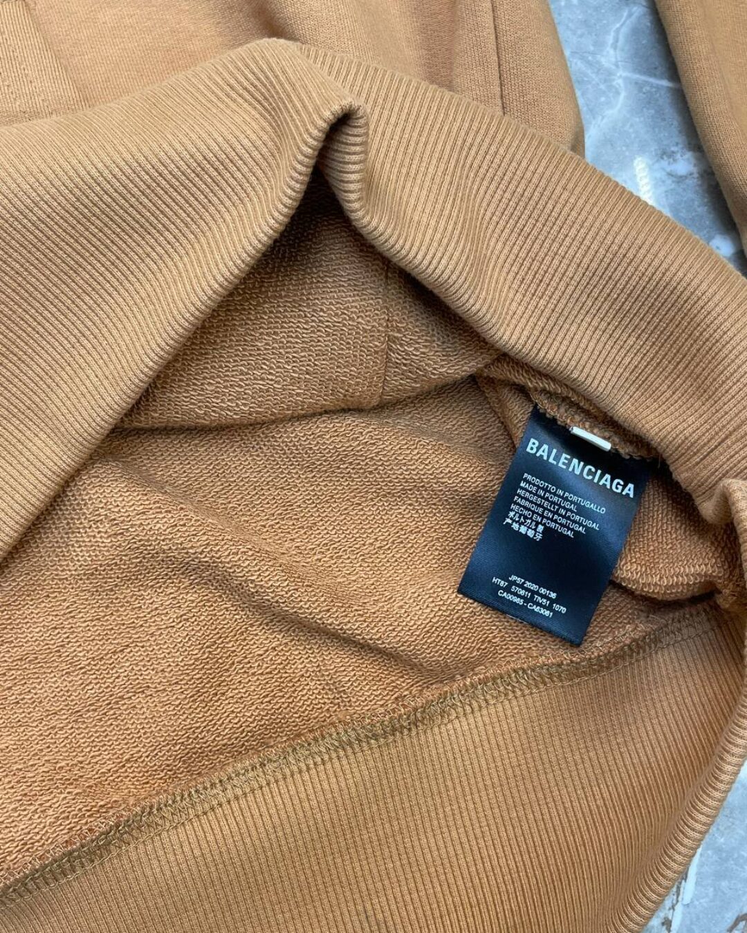 Худи Balenciaga — изображение 5