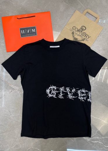 Футболка Givenchy