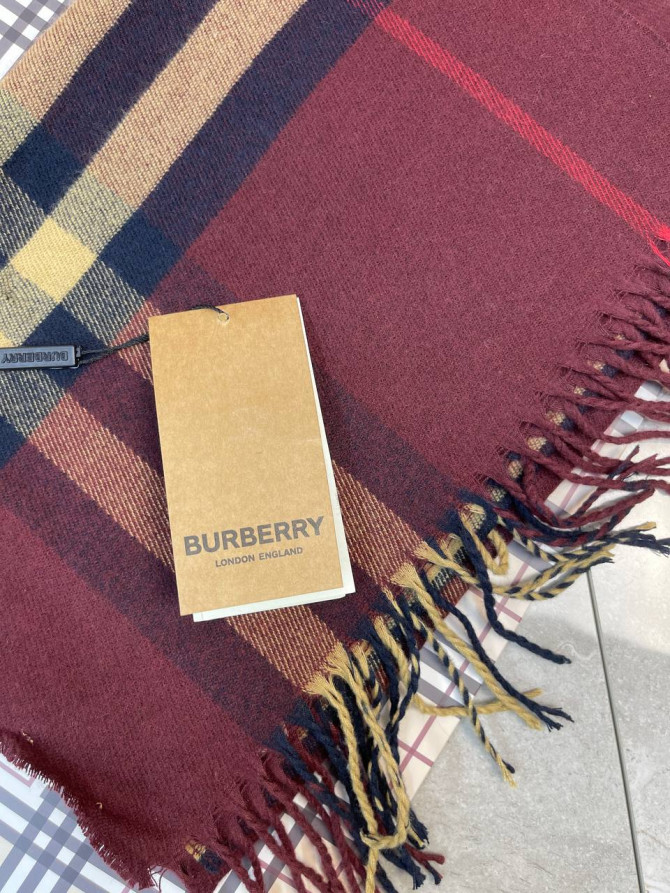 Шарф Burberry — изображение 2