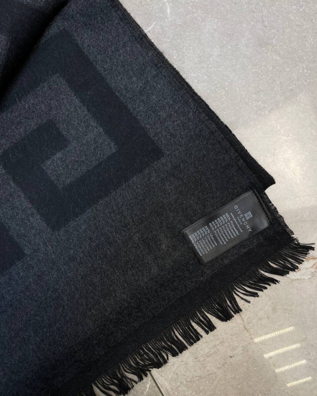 Шарф Givenchy — изображение 4