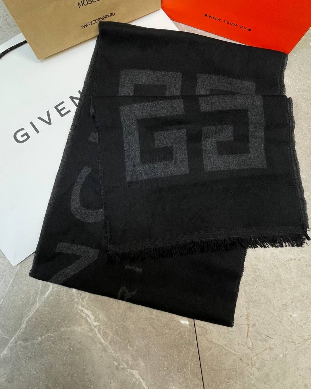 Шарф Givenchy — изображение 5