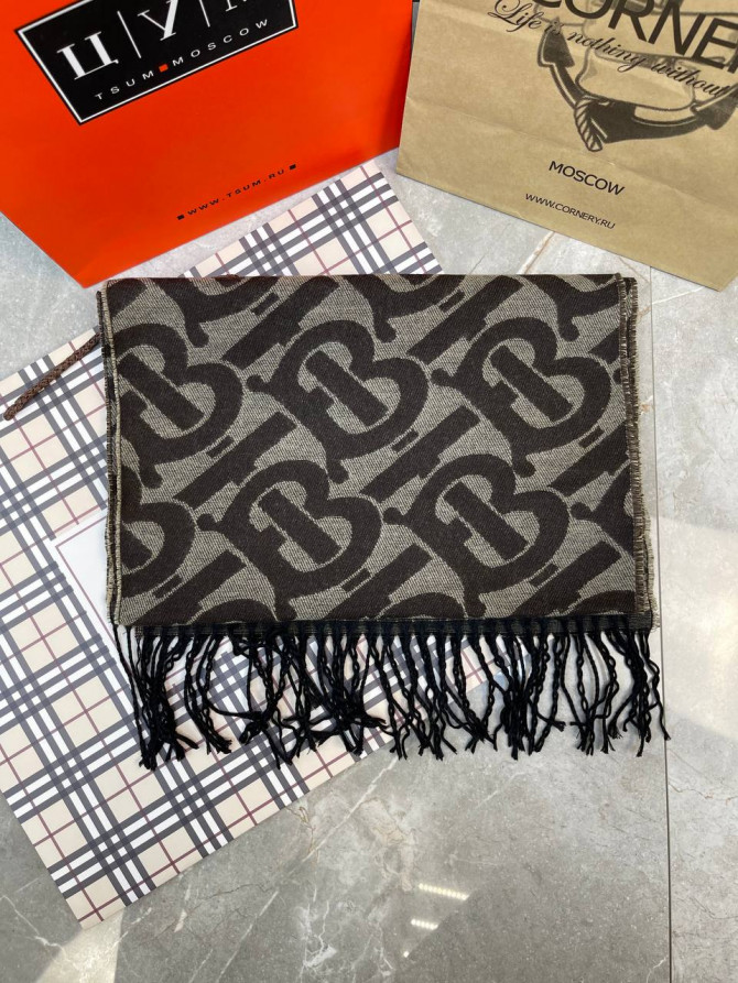 Шарф Burberry