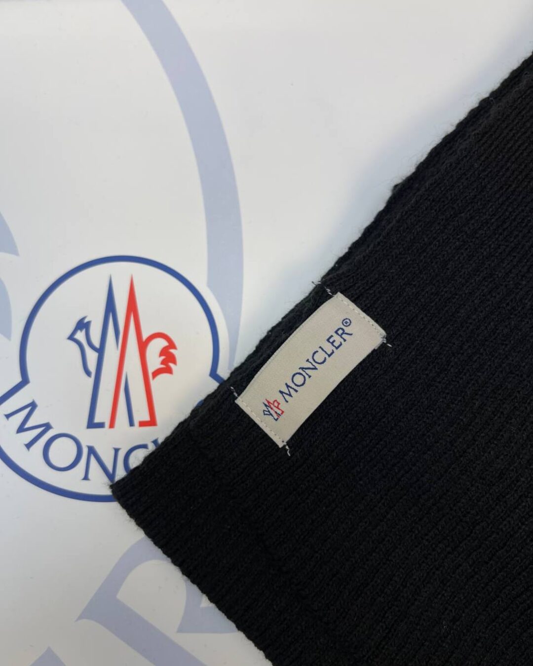 Шарф Moncler — изображение 2