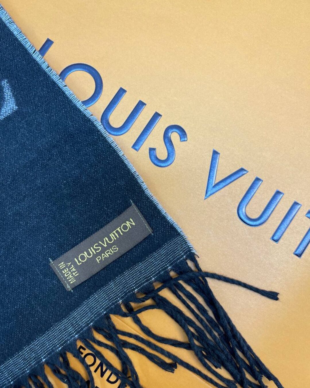 Шарф Louis Vuitton — изображение 8
